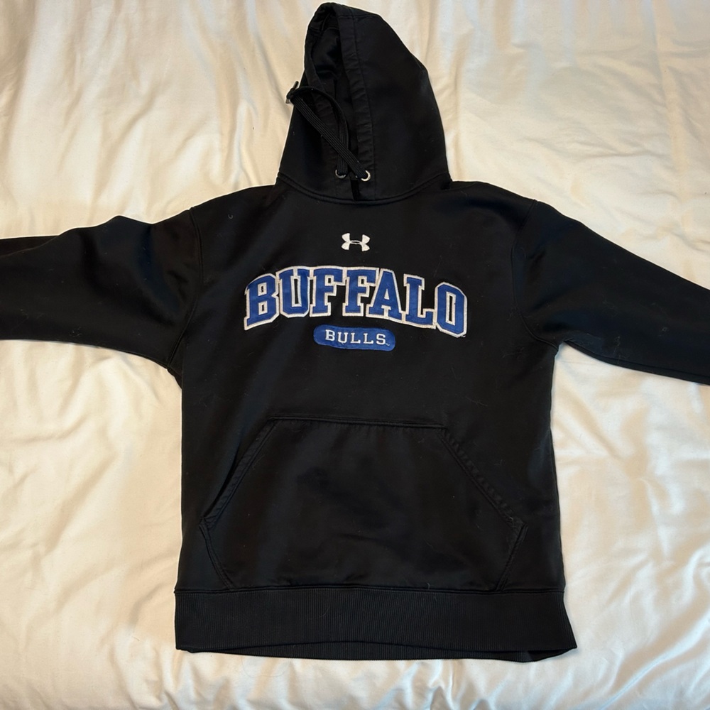 University at Buffalo bulls sweatshirt